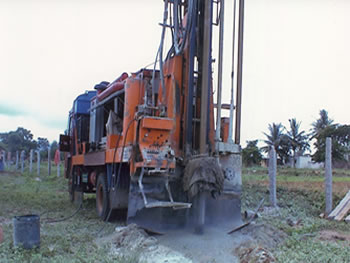 4.5inchesborewell